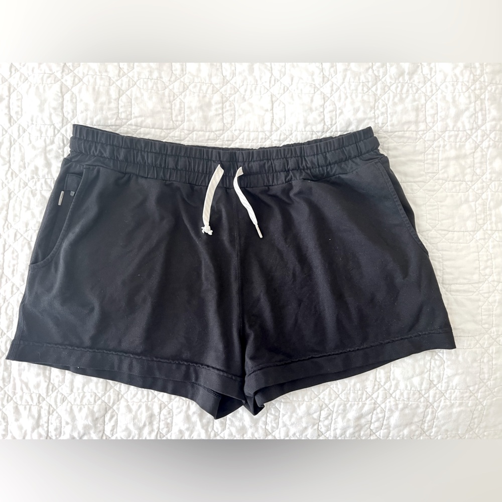Vuori Black Women's Athletic Shorts